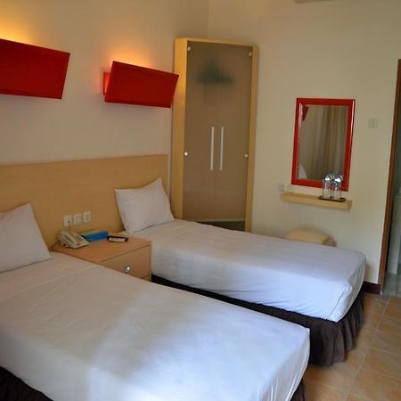 Mansinam Beach Resort WEST PAPUA Екстериор снимка