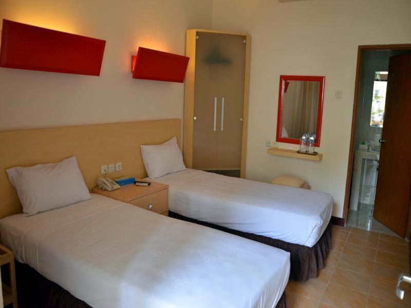 Mansinam Beach Resort WEST PAPUA Екстериор снимка